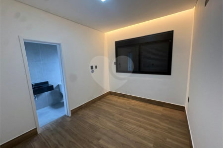 Casa à venda com 3 suítes no condomínio Alphaville Castello, Itu - SP