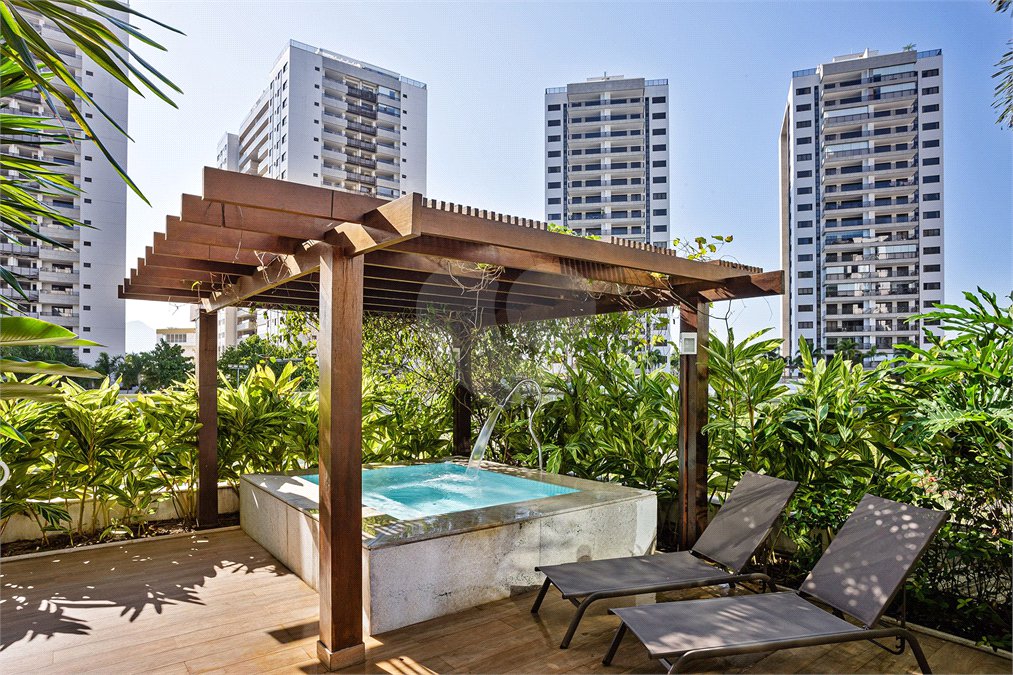Apartamento à venda com 2 suítes em Camorim, Rio de Janeiro, RJ