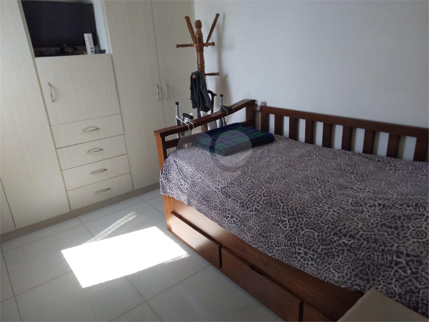 Apartamento à venda com 3 quartos, sendo 1 suíte, em Parque Santana, Mogi das Cruzes, SP