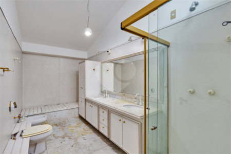 Casa à venda com 3 quartos, sendo 1 suíte, em Brooklin, São Paulo, SP