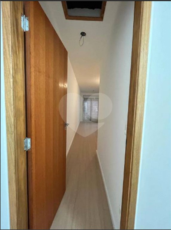 Sobrado à venda com 3 quartos, sendo 1 suíte,  em Jardim Pirajussara, São Paulo, SP