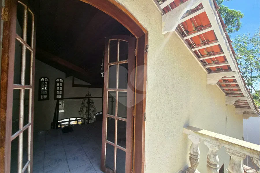 Casa à venda ou para alugar com 4 suítes no condomínio Parque Imperial da Cantareira, Mairiporã - SP
