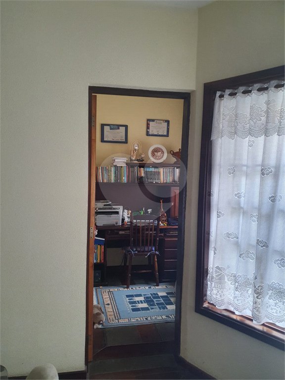 Casa à venda com 4 quartos, sendo 2 suítes,  em Mogi Moderno, Mogi das Cruzes, SP