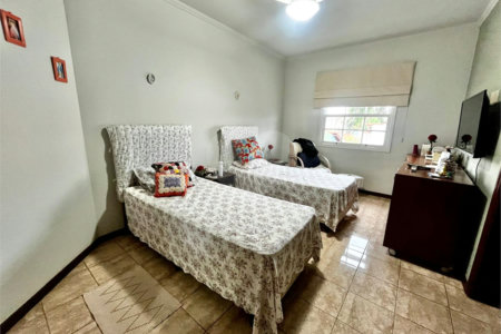 Casa à venda com 4 suítes em Vila Mazarino, Itapetininga, SP