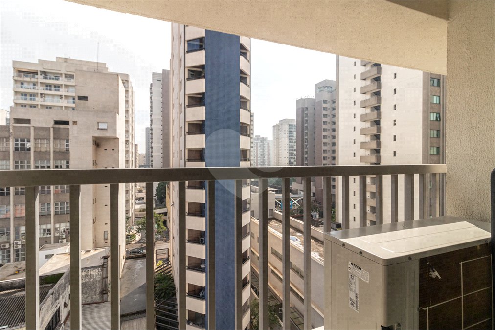 Apartamento à venda com 2 suítes em Santo Amaro, São Paulo, SP