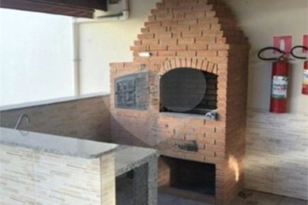 Casa de Vila à venda com 3 quartos em Vila Curuçá, São Paulo, SP