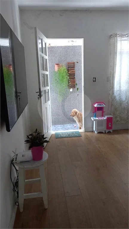 Sobrado à venda com 2 quartos, sendo 1 suíte, em Tremembé, São Paulo, SP