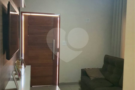 Casa à venda com 3 quartos, sendo 1 suíte, no Centro, Araraquara, SP