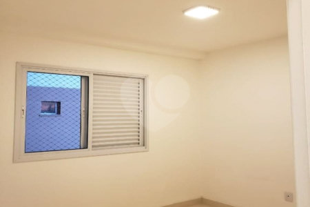 Apartamento à venda com 3 quartos, sendo 1 suíte,  em Jardim Emília, Sorocaba, SP