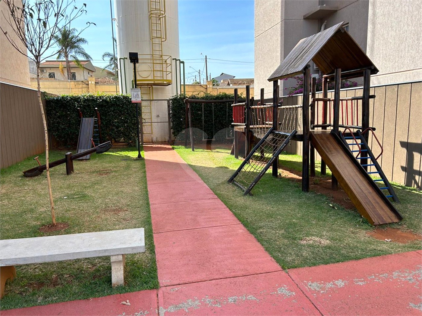 Apartamento à venda com 2 quartos, sendo 1 suíte,  em Jardim Manoel Penna, Ribeirão Preto, SP