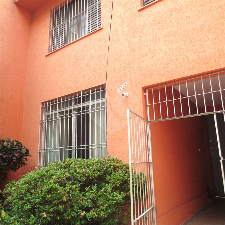 Sobrado à venda com 4 quartos, sendo 1 suíte, em Cambuci, São Paulo, SP