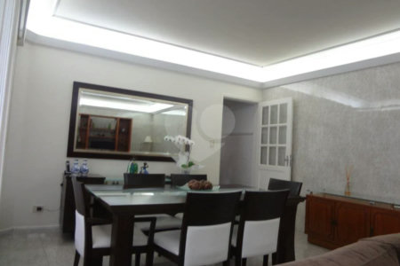 Sobrado à venda com 3 quartos em Santana, São Paulo, SP