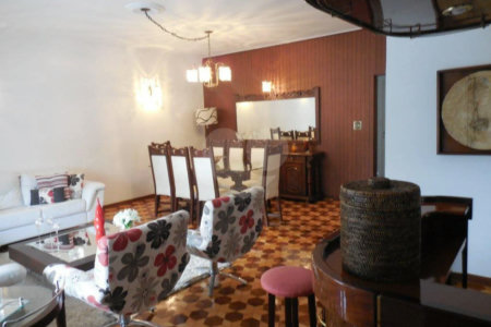 Casa à venda com 4 quartos, sendo 3 suítes, em Jardim Franca, São Paulo, SP