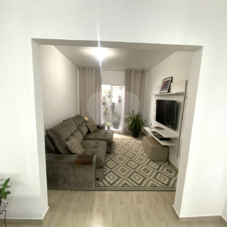 Sobrado à venda com 4 quartos, sendo 1 suíte, em Vila Medeiros, São Paulo, SP