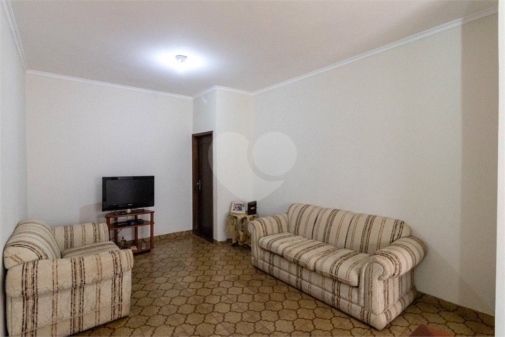 Casa à venda com 3 quartos, sendo 1 suíte, em Jardim São Luiz, Ribeirão Preto, SP