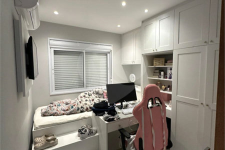 Apartamento à venda com 2 quartos, sendo 1 suíte,  em Vila Leonor, São Paulo, SP