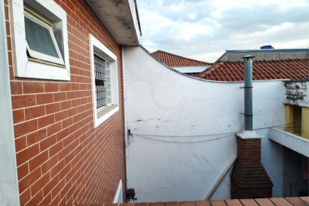 Casa à venda com 3 quartos, sendo 1 suíte, em Vila Nivi, São Paulo, SP
