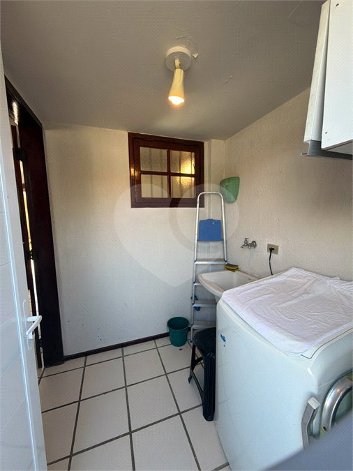 Casa em condomínio à venda com 2 quartos em Peró, Cabo Frio, RJ