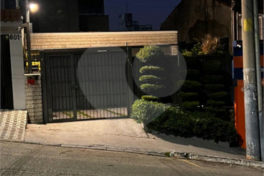 Sobrado à venda com 3 quartos, sendo 1 suíte, em Vila Mariana, São Paulo, SP