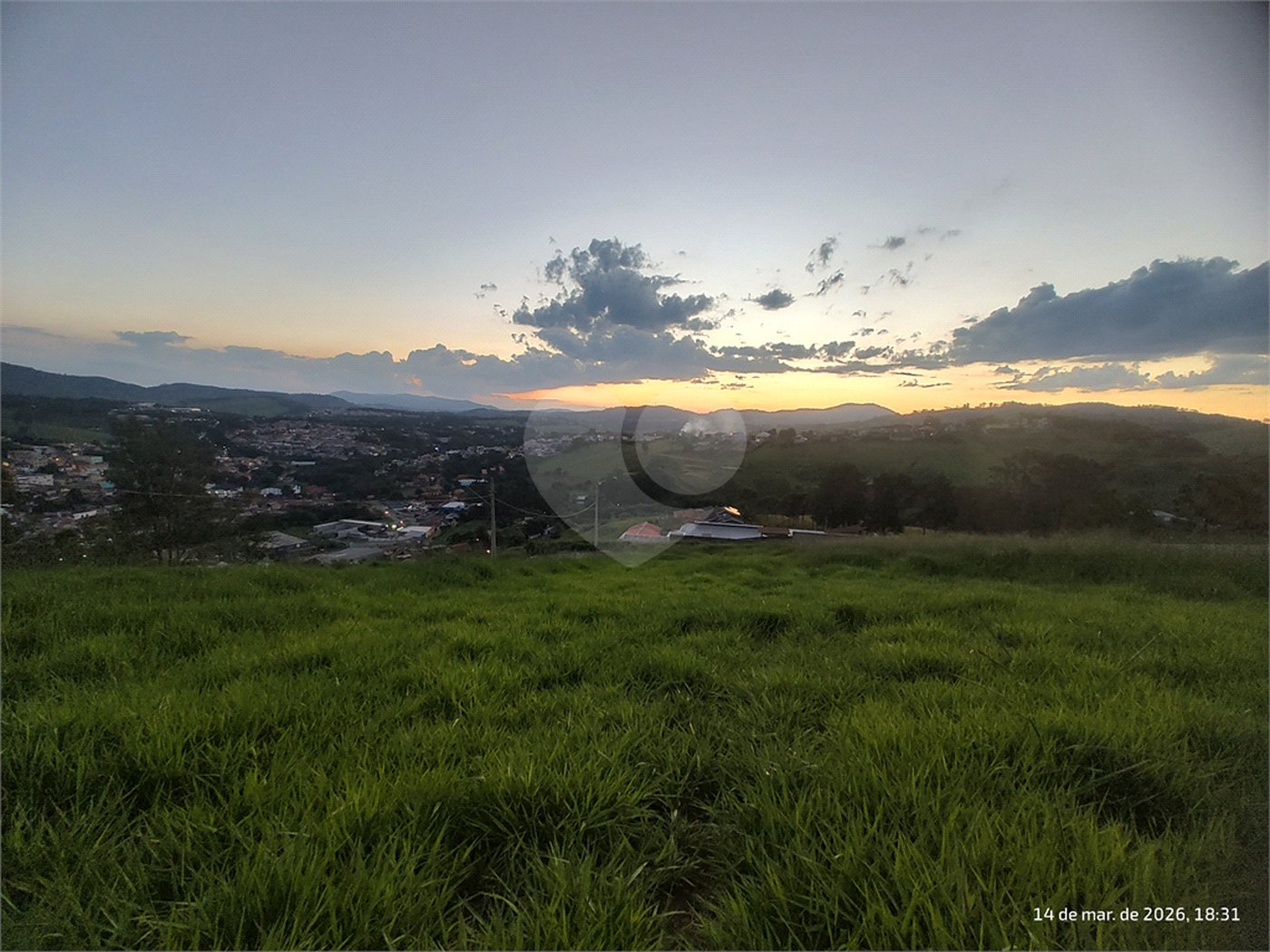 Terreno à venda no condomínio Paraíso da Montanha, Piracaia - SP