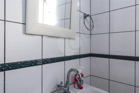 Casa à venda com 4 suítes em Vila Sônia, São Paulo, SP