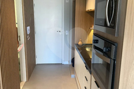 Apartamento à venda ou para alugar com 1 suíte em Cerqueira César, São Paulo, SP