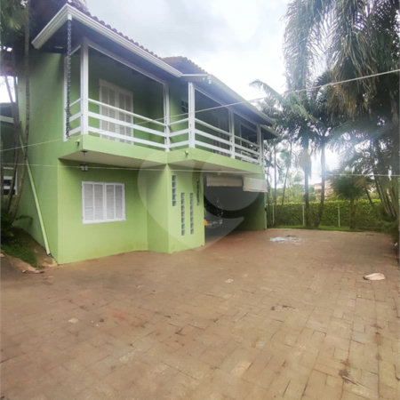 Casa à venda com 4 quartos, sendo 1 suíte, em Ivoturucaia, Jundiaí, SP