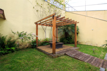 Casa Térrea à venda com 4 quartos, sendo 3 suítes, em Jardim Marajoara, São Paulo, SP