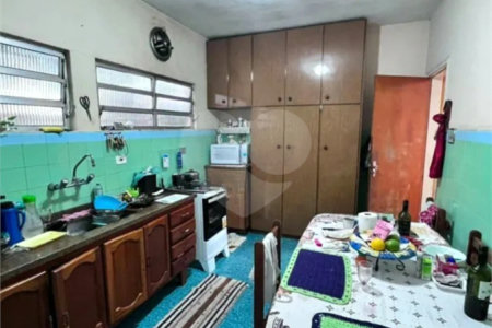 Casa Térrea à venda com 3 quartos em Vila Pereira Barreto, São Paulo, SP