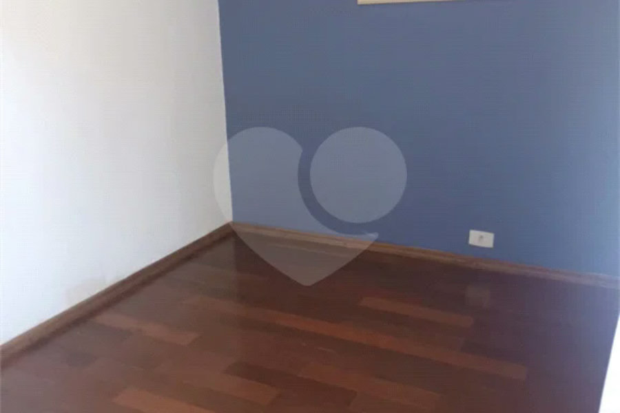SOBRADO AMPLO COM 4 DORMITORIOS VISÃO PARA SERRA
