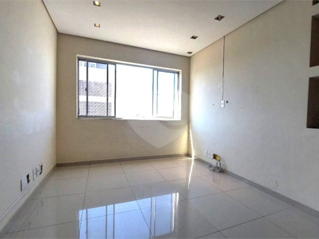 Apartamento à venda com 2 quartos, sendo 1 suíte,  em Freguesia do Ó, São Paulo, SP
