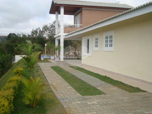 Casa em condomínio à venda com 4 quartos, sendo 3 suítes,  em Recreio Campo Verde, Ibiúna, SP