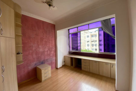 Apartamento à venda com 3 quartos, sendo 1 suíte,  em Tijuca, Rio de Janeiro, RJ