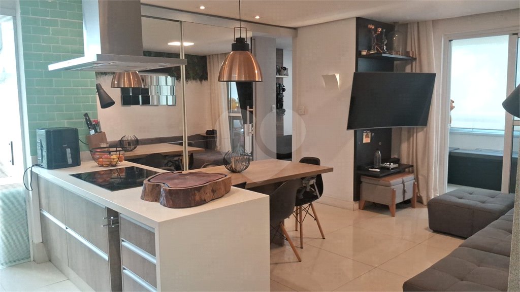 Apartamento à venda com 3 quartos, sendo 1 suíte, em Água Branca, São Paulo, SP