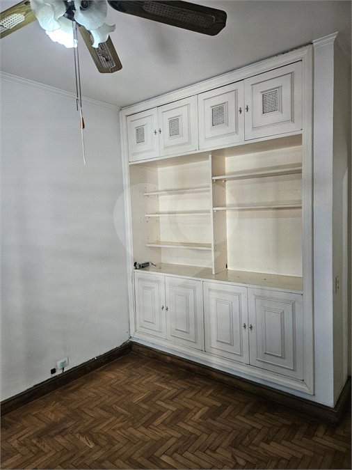 Apartamento à venda com 3 quartos, sendo 1 suíte,  em Itaim Bibi, São Paulo, SP