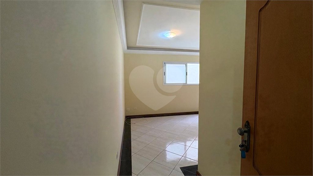 Apartamento à venda com 2 quartos, sendo 1 suíte,  em Jardim Simus, Sorocaba, SP