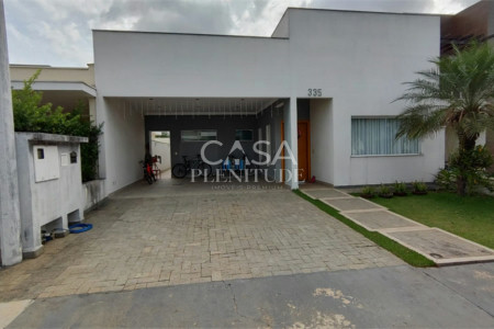 Casa em condomínio à venda com 3 quartos, sendo 1 suíte, em Iporanga, Sorocaba, SP