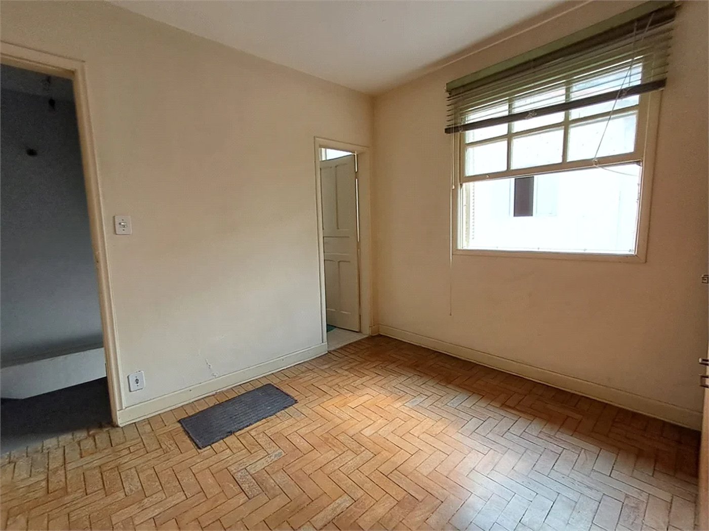Casa à venda com 3 quartos em Água Branca, São Paulo, SP