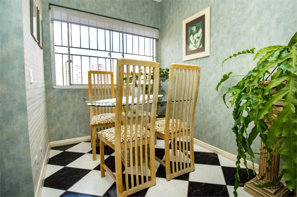 Apartamento à venda com 2 quartos em Indianópolis, São Paulo, SP
