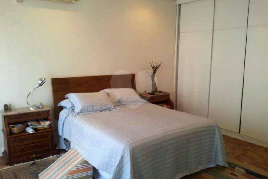 Apartamento à venda com 3 quartos, sendo 1 suíte,  em Bela Vista, São Paulo, SP