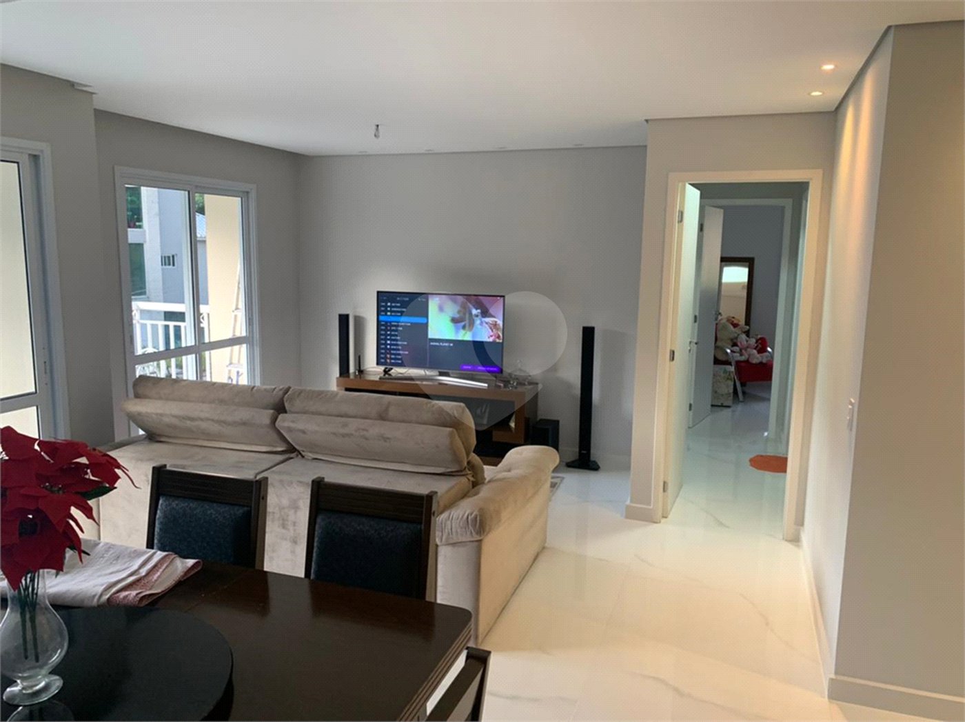 Apartamento à venda com 3 quartos, sendo 1 suíte, em Jardim Peri, São Paulo, SP