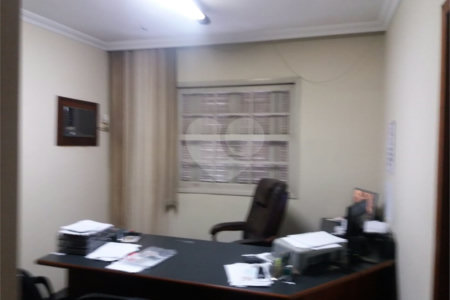 Casa à venda ou para alugar com 8 quartos em Chácara Santo Antônio, São Paulo, SP