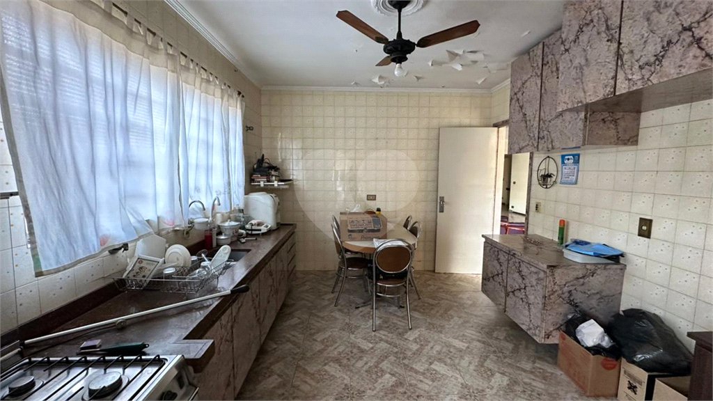 Casa à venda ou para alugar com 5 quartos, sendo 2 suítes, no Centro, Salto, SP