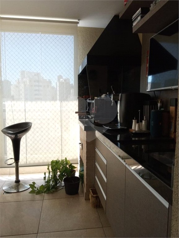 Apartamento à venda com 3 suítes em Vila Suzana, São Paulo, SP