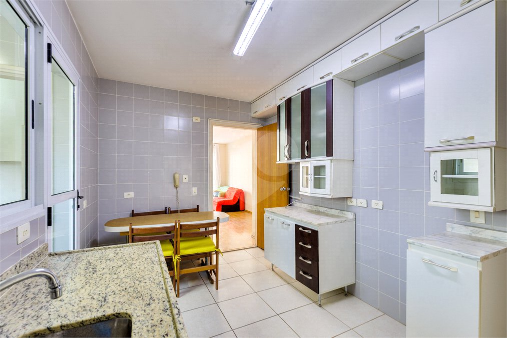 Apartamento à venda com 3 quartos, sendo 1 suíte, em Chácara Santo Antônio (zona Sul), São Paulo, SP