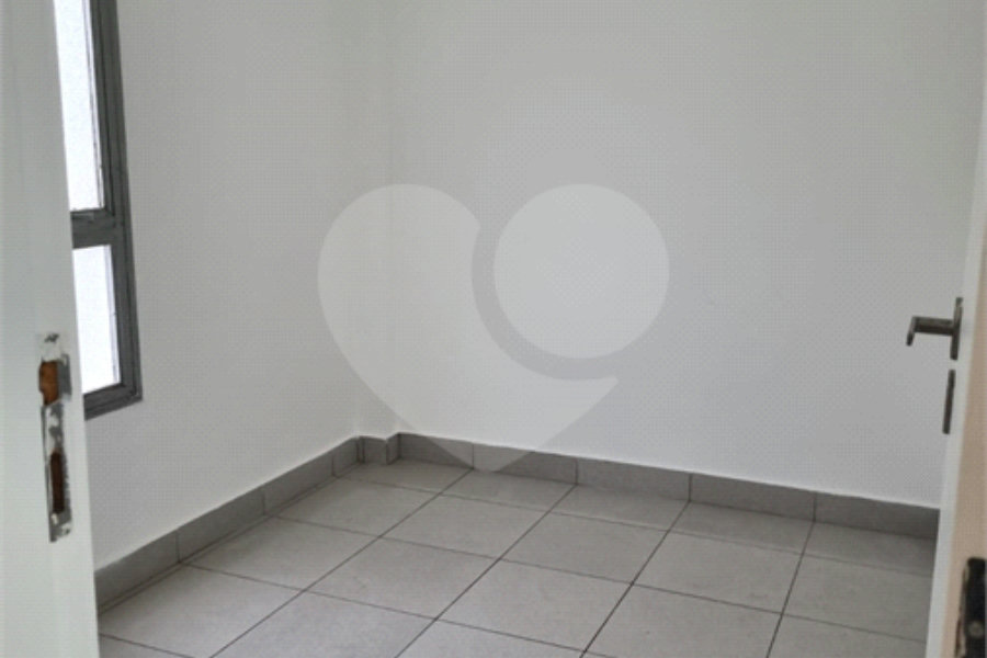 Apartamento à venda com 3 quartos, sendo 1 suíte, em Jardim América, São Paulo, SP