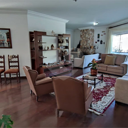 Sobrado à venda com 4 quartos, sendo 2 suítes, em Interlagos, São Paulo, SP