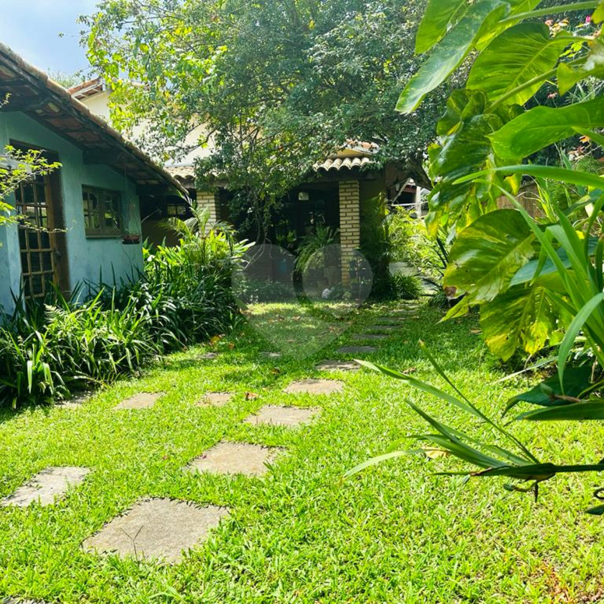 Casa Térrea à venda com 4 quartos, sendo 1 suíte, em Interlagos, São Paulo, SP