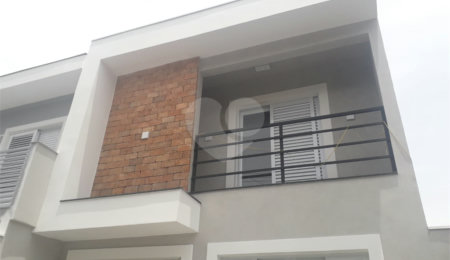 Casa à venda com 3 quartos, sendo 1 suíte,  em Vila Maria, São Paulo, SP