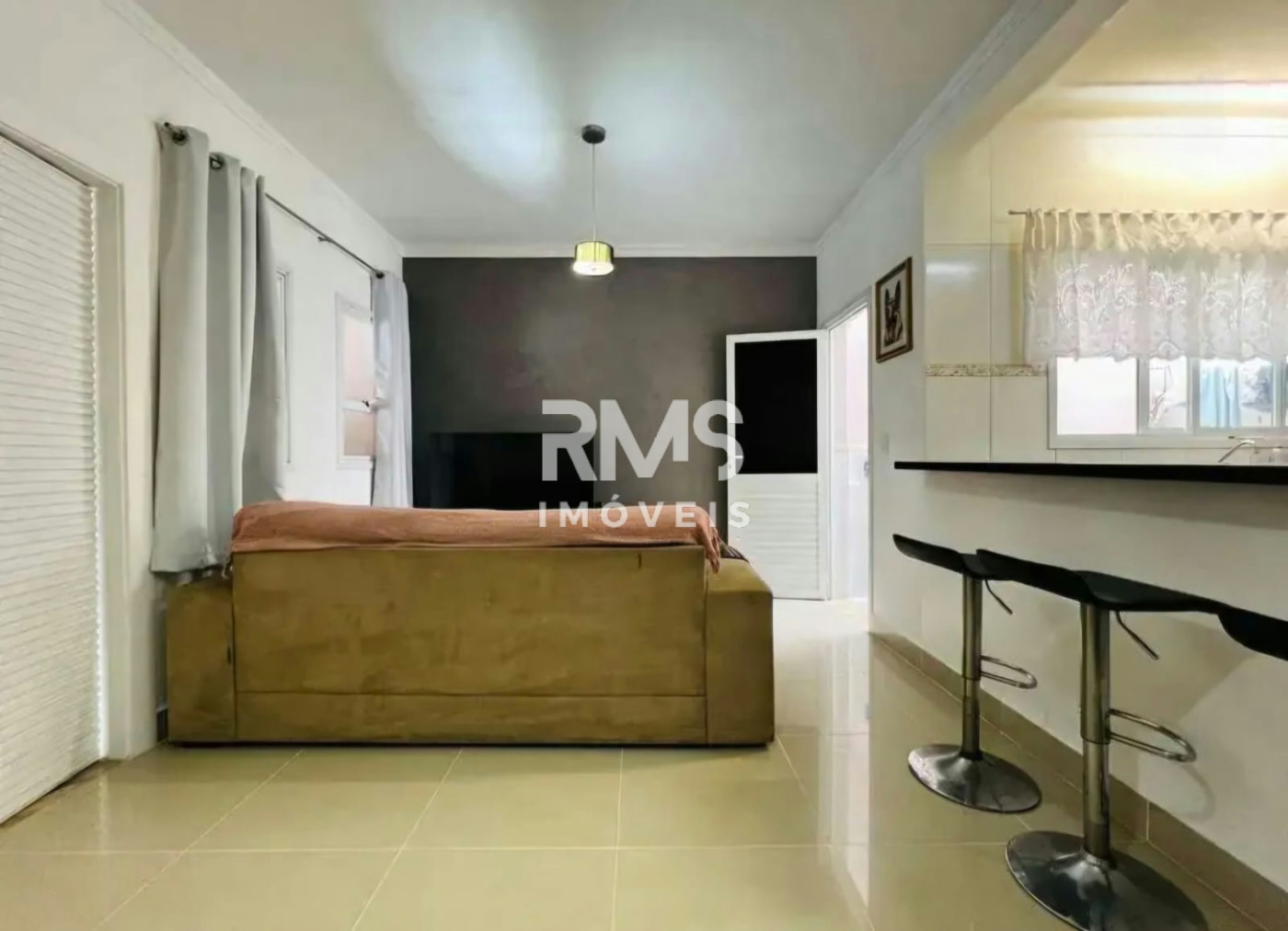 Casa à venda com 3 quartos, sendo 1 suíte,  em São Luiz, Itu, SP